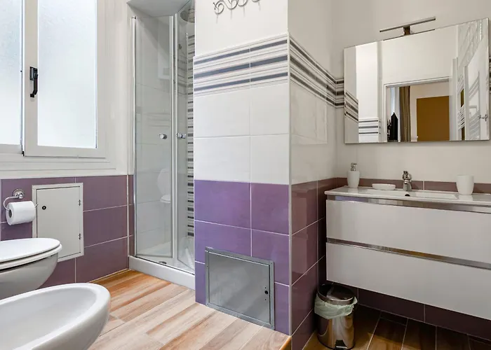Guesthost - Mon - Pet Friendly Lejlighed La Spezia